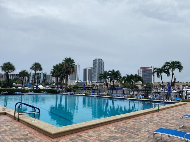 Building Photo - 500 Three Islands Boulevard