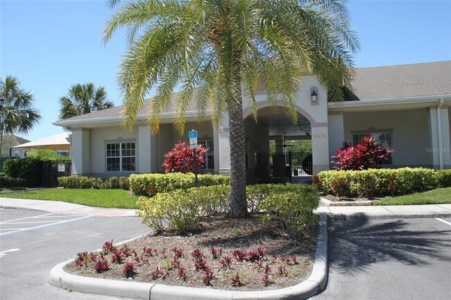 Building Photo - 6432 S Goldenrod Rd
