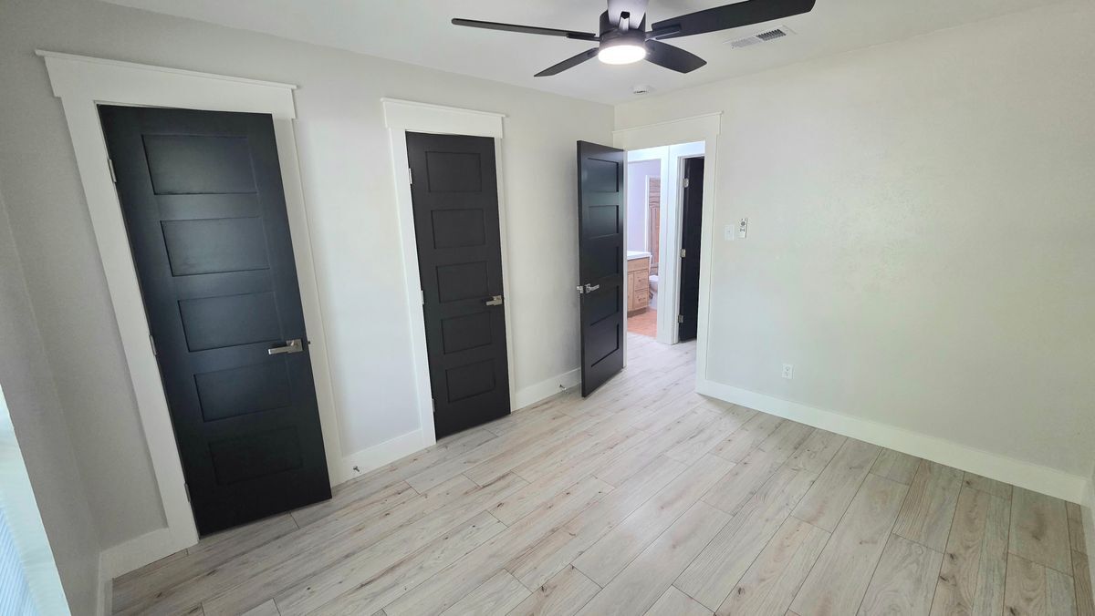 Building Photo - 411 Woodcrest Way