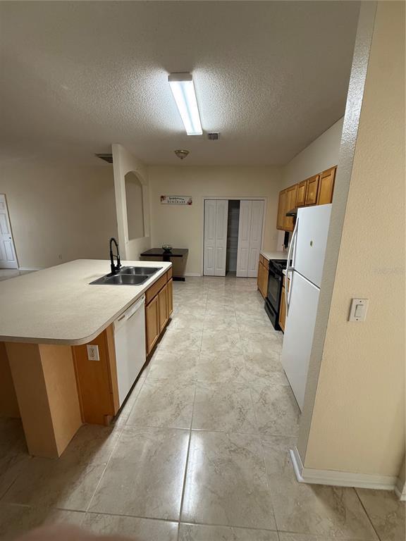 Building Photo - 31 Cordona Dr