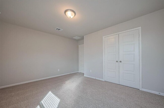 Building Photo - 22807 Ephesus Ave