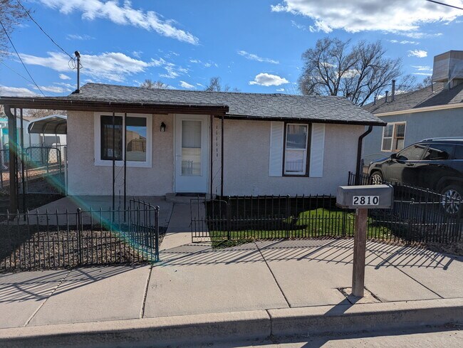 Primary Photo - 2810 Lakeview Ave