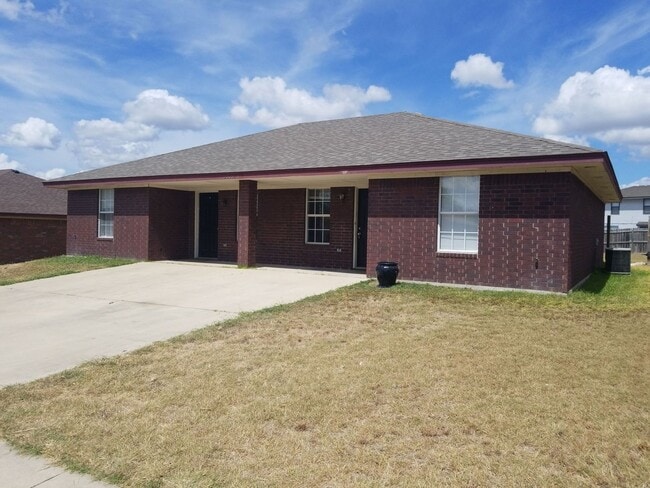 Primary Photo - 5303 Daybreak Dr