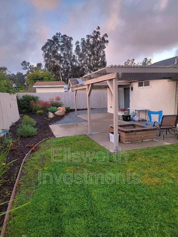 Building Photo - 9914 Bourbon Ct