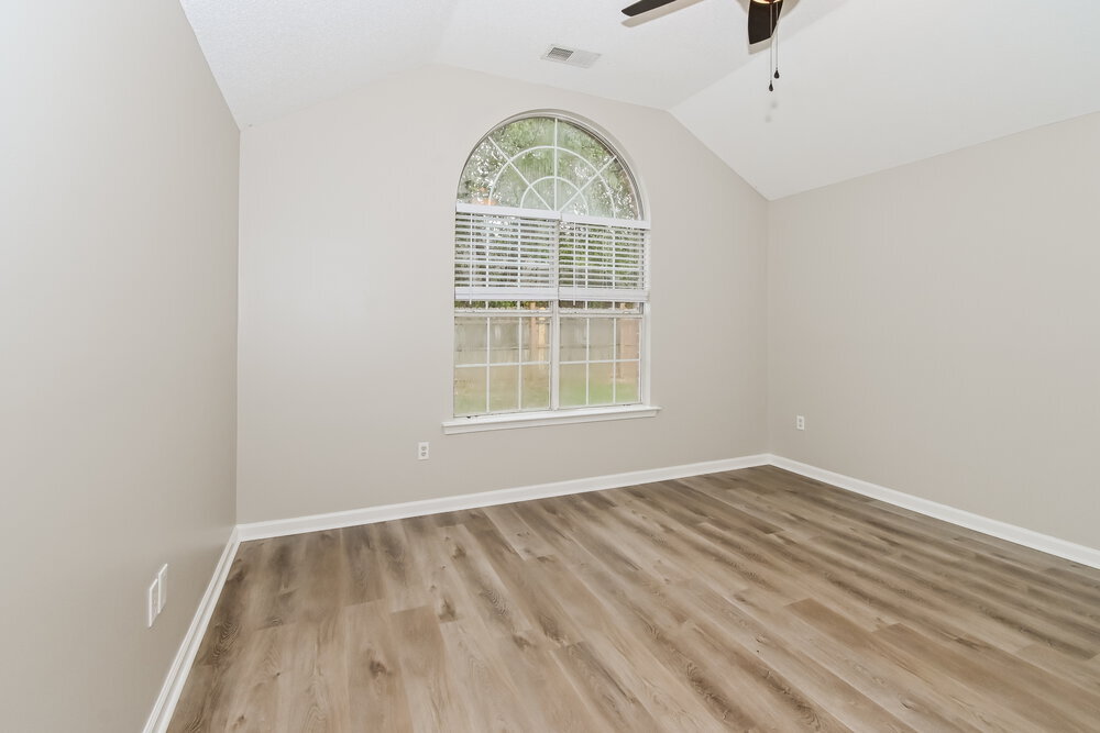 Building Photo - 5848 Hayden Cove