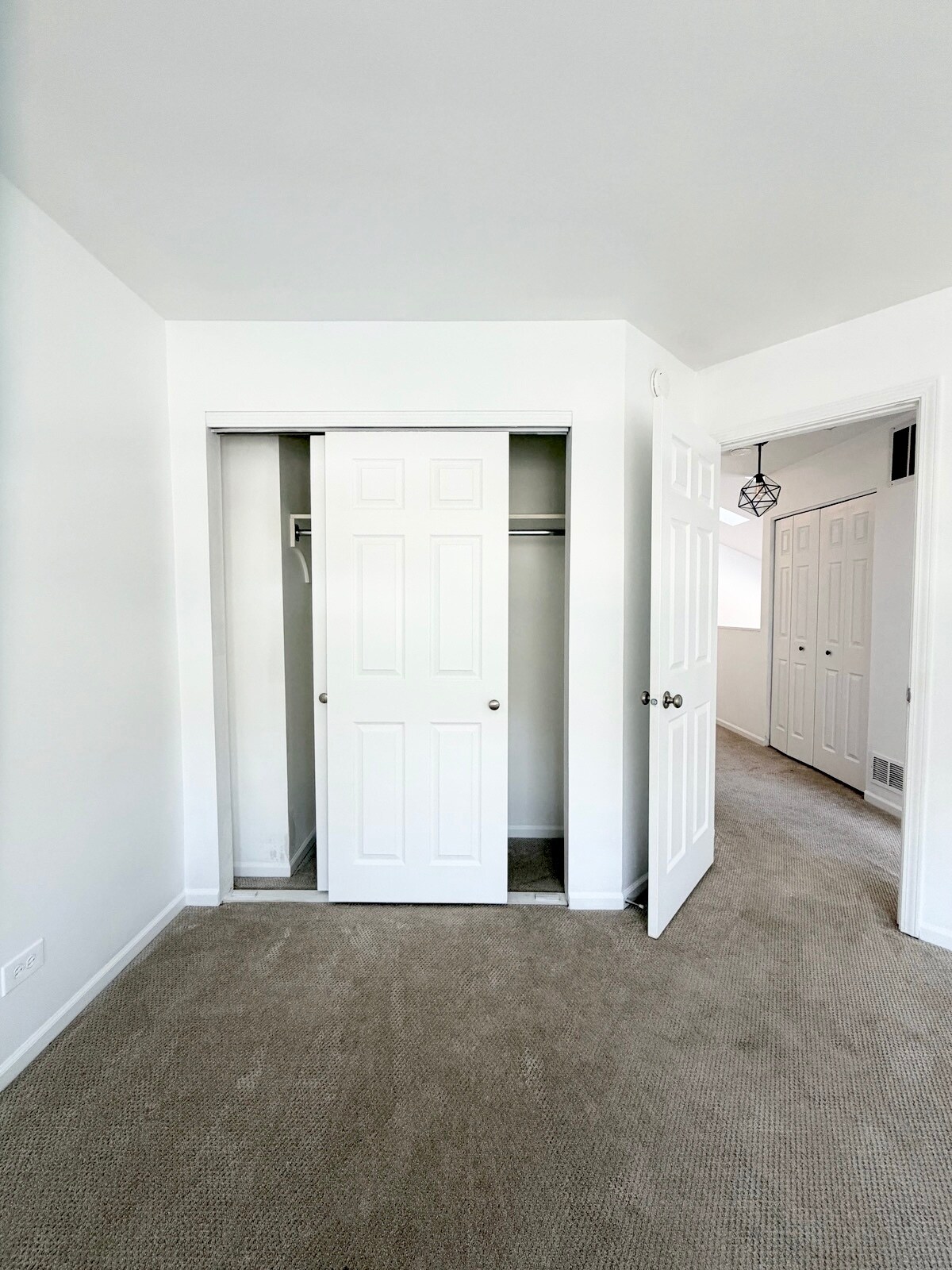 Building Photo - 94 Stevens Dr