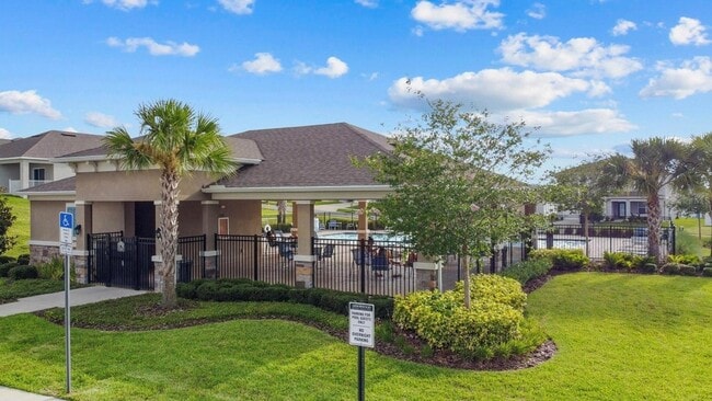 Building Photo - 9560 Black Walnut Dr