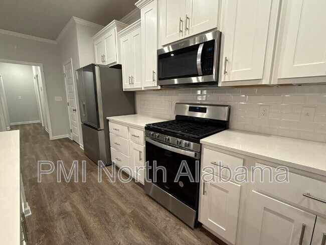 Building Photo - 102 Ranna Dr