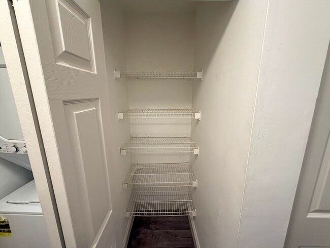 Building Photo - 250 Dudley St