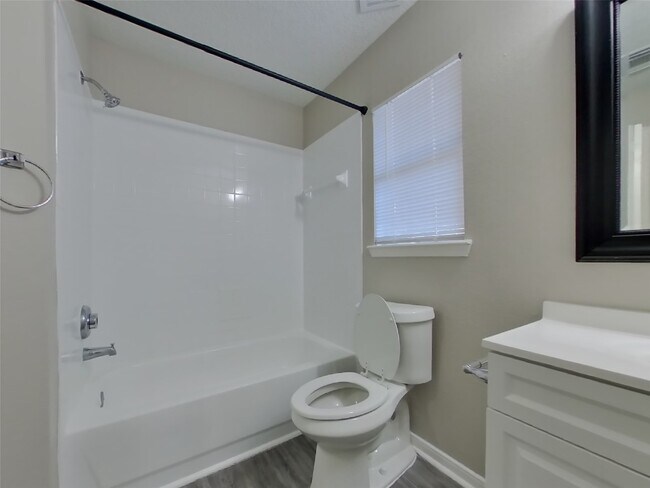 Building Photo - 3114 Kelling St