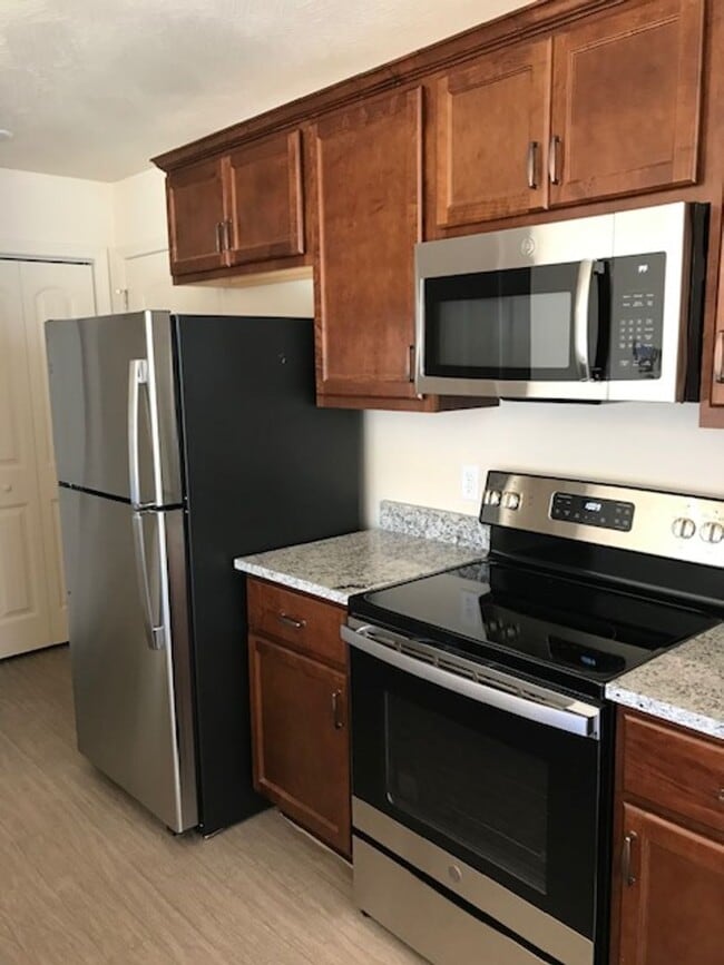 Building Photo - New Construction- 3 Bedroom 2 Bath 2 Car G...