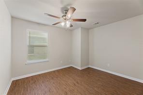Building Photo - 5944 Ridge Lake Dr