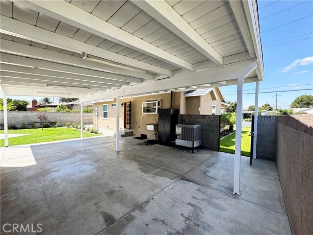 Building Photo - 14414 Studebaker Rd