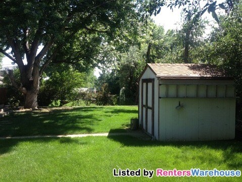 Building Photo - 2863 S Zenobia St