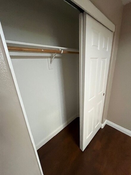 Building Photo - 402 N Amador St