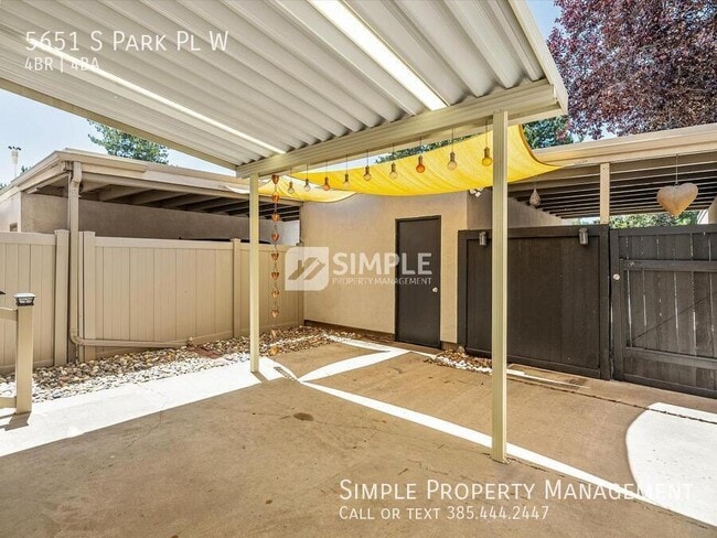 Building Photo - 5651 S Park Pl W