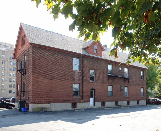 34 Gardiner Park 34 Gardiner Park Rochester NY 14607 Apartment Finder