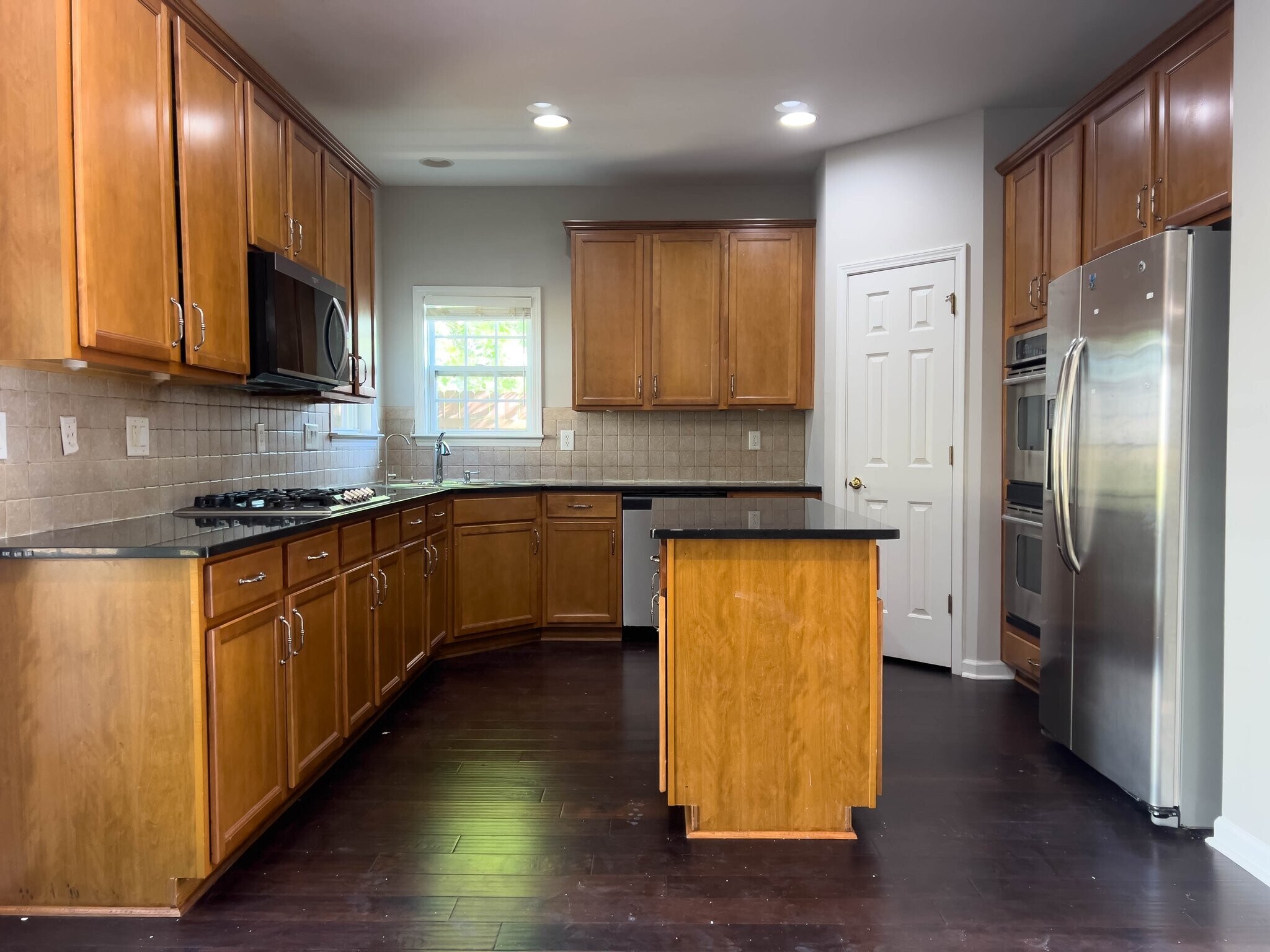 Building Photo - 3210 Warbler Way