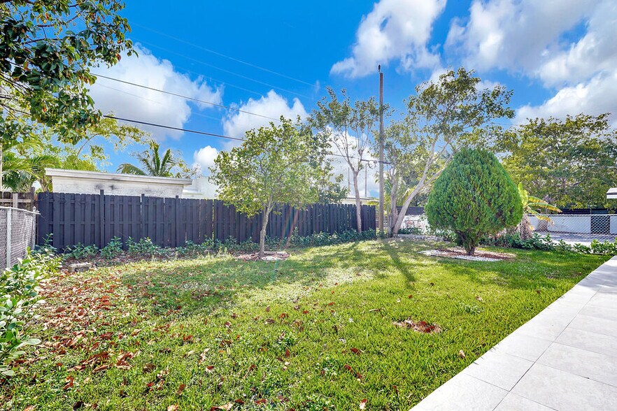Building Photo - 84 NW 48th St