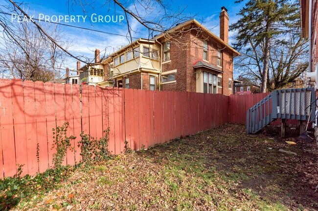 Building Photo - 204 Chittenden Ave