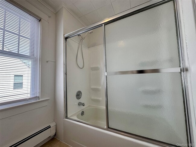 Building Photo - 99 Jerusalem Ave