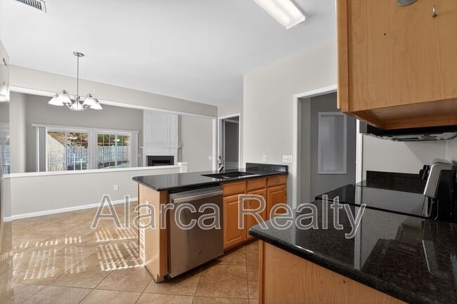 Building Photo - 10615 Poe Ct