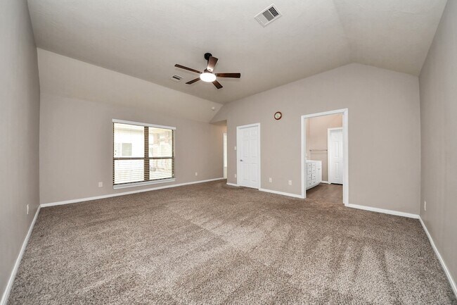 Building Photo - 2009 Amado Ln