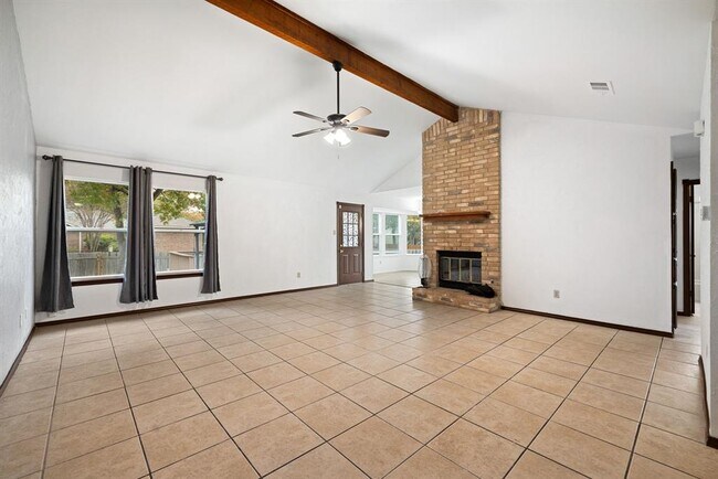 Building Photo - 801 Timber Trail