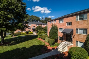 Building Photo - Woodlee Terrace Apartments