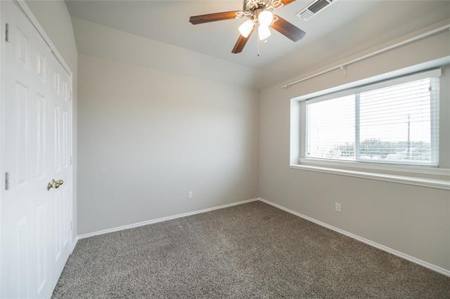 Building Photo - 412 Sparrow Hawk Dr