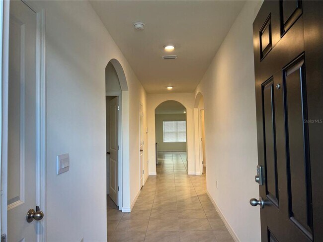 Building Photo - 17031 Avon Dive Ln