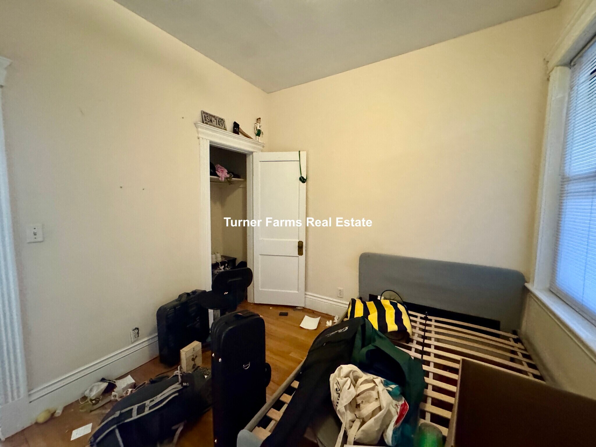 Building Photo - 397A Harvard St