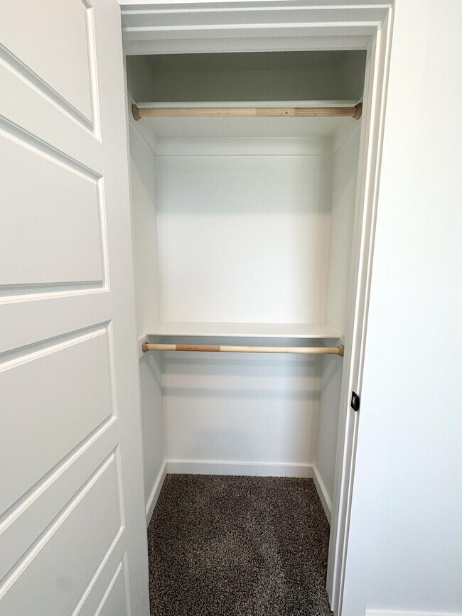 Building Photo - 1070 Boardwalk