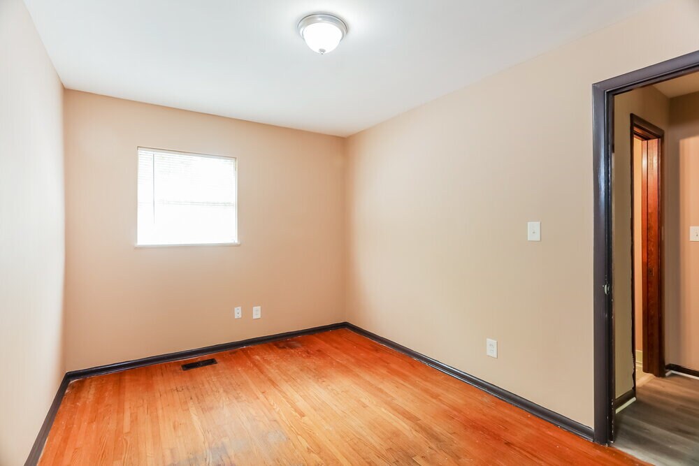 Building Photo - 901 Eldorado Dr