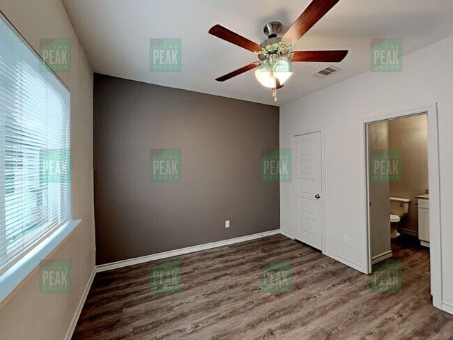 Building Photo - Move-In Special + WAIVED $300.00 ADMIN FEE!