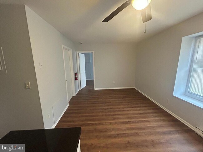 Building Photo - 85 Pennsylvania Ave