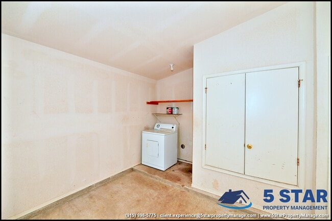 Building Photo - 14164 Robert Ituarte Dr