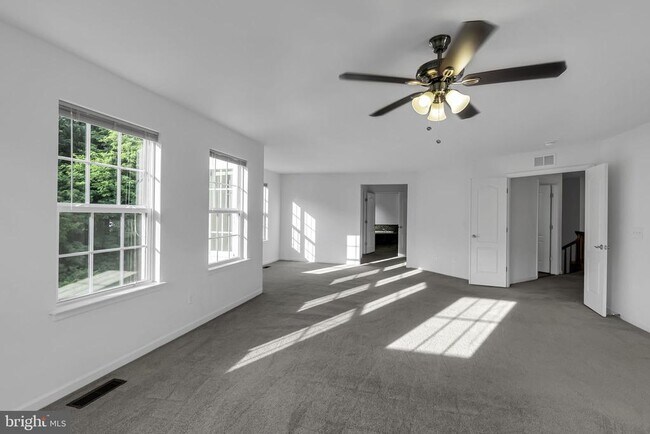 Building Photo - 40560 Aldie Springs Dr