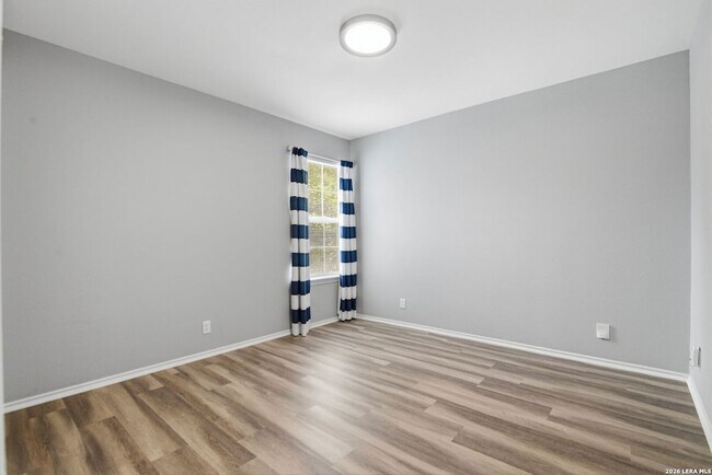 Building Photo - 655 Rattler Bluff