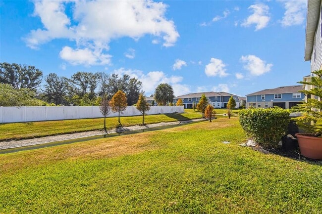 Building Photo - 2123 Laceflower Dr