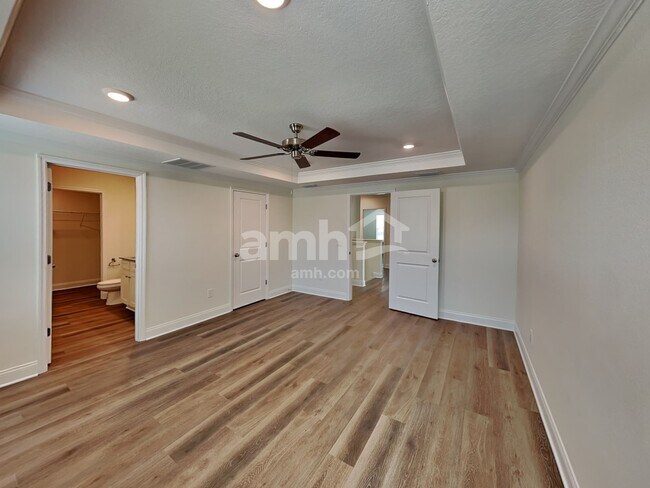 Building Photo - 1084 Grafton Ridge Dr