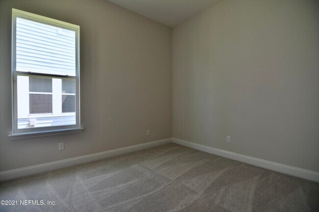 Building Photo - 538 Vista Lake Cir