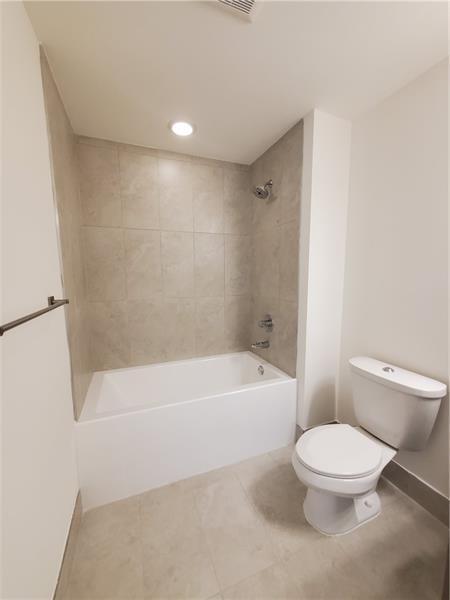 Building Photo - 5350 NW 84th Ave