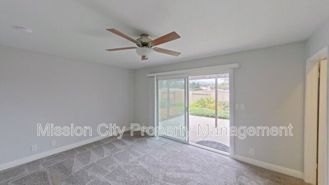 Building Photo - 622 Pine Spring Ln