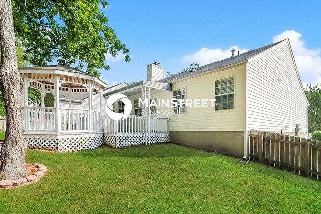 Building Photo - 3 Bedroom Pet-Friendly Home in RALEIGH, NC...