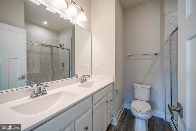 Building Photo - 14062 Sunrise Valley Dr