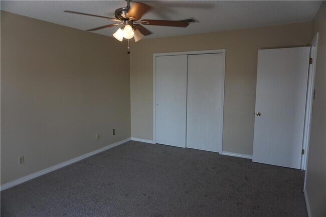 Building Photo - 1444 Carrollton Ave