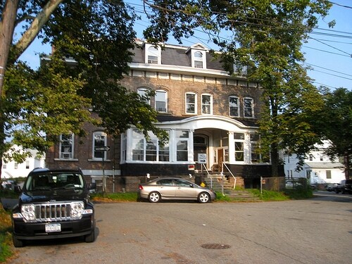 Primary Photo - Schleicher Court MansionGrand View Hotel