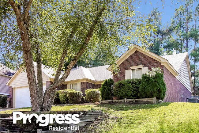 Building Photo - 5715 Riverhead Ave