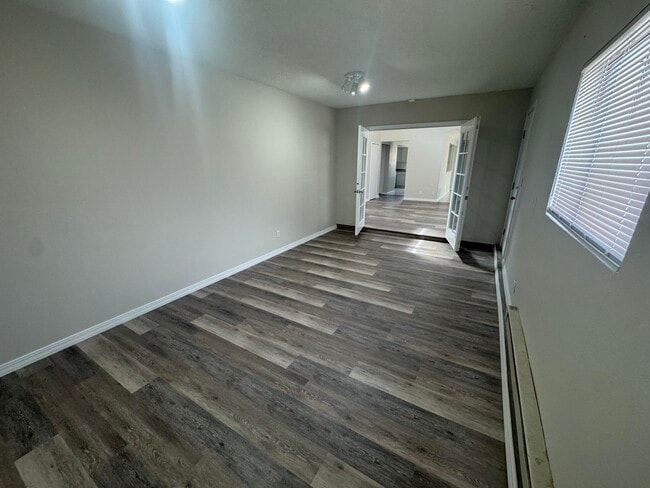 Building Photo - 4765 Limestone Dr NE